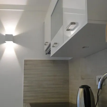 Apartment Kyra Pitve